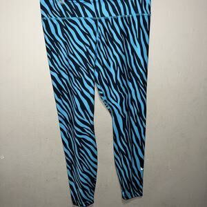 Nike One Tight Fit Plus Size Training Leggings Womens XL Blue Zebra Print Yoga